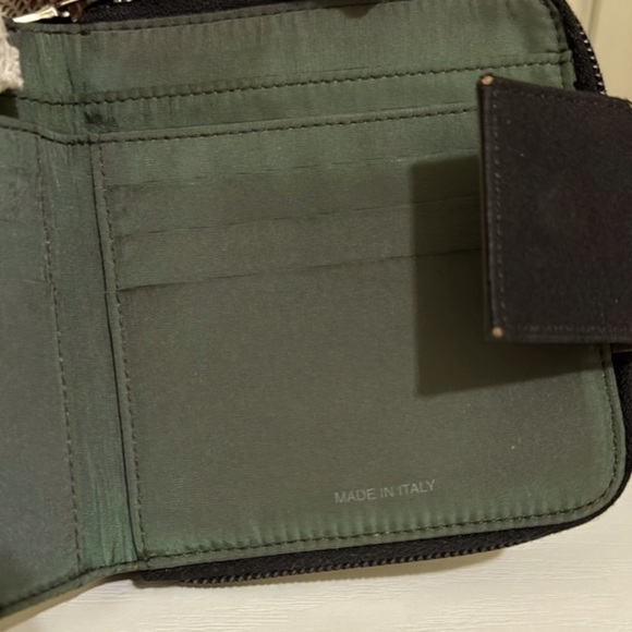 PRADA Nylon Small Wallet, Authentic. GUC - Picture 4 of 17